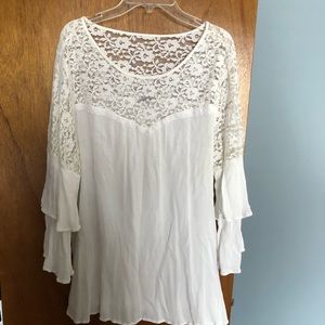 Lace 3/4 Bell Sleeve
